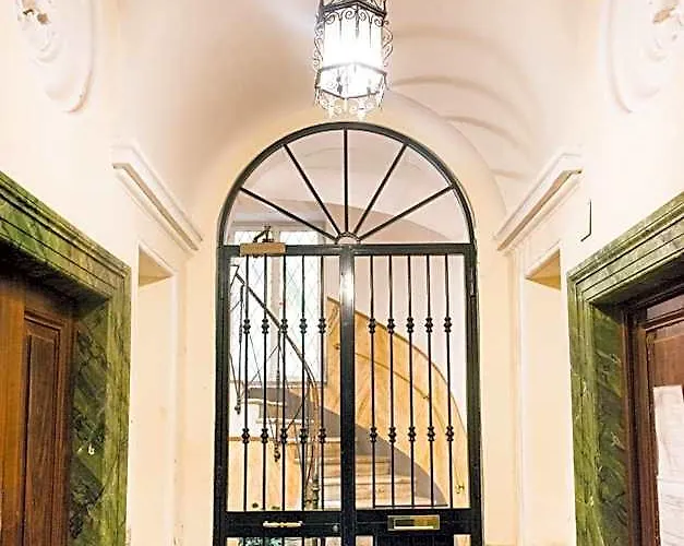 Domus Popolo 4*