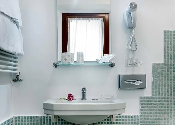 Domus Popolo Oda ve Kahvaltı