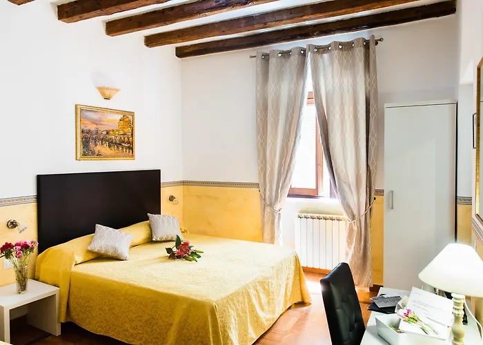 Oda ve Kahvaltı Domus Popolo 4*